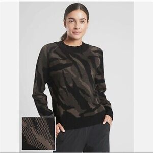 Athleta Jacquard textured merino wool blend Camo sweater